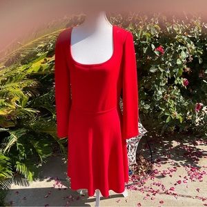 St John Power Red 💋 Scoop Neck Peplum hem couture Dress for suit or jacket Sz 8